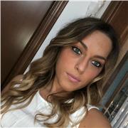 Laureata a pieni voti in Lettere Classiche impartisce lezioni private a ragazzi che frequentano scuole elementari, medie, superiori e università